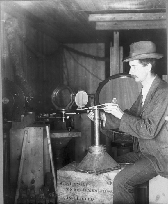 Charles Greeley Abbot with bolometric apparatus