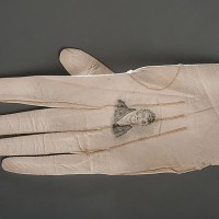 Ladies glove bearing a portrait of Gen. Lafayette