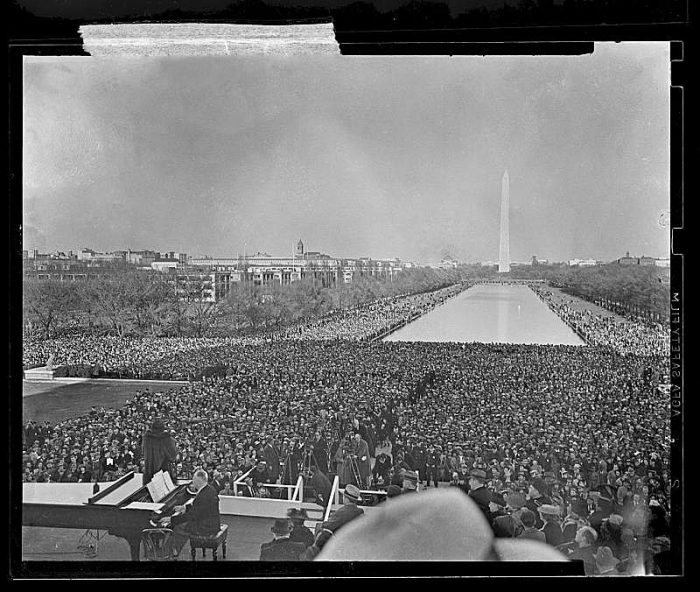 Black and white photo of crowd