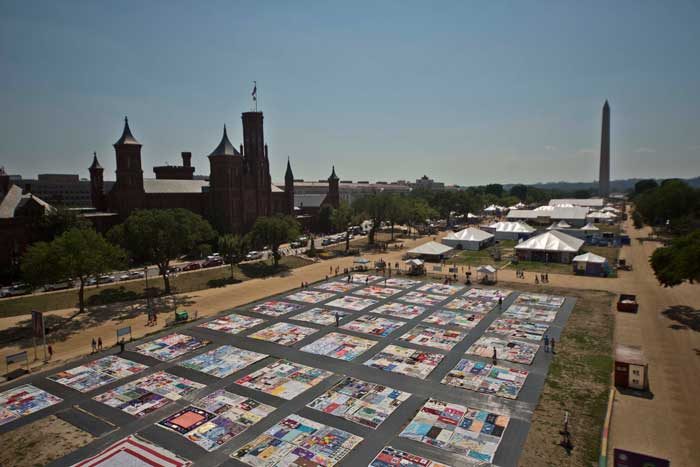 Creativity and Crisis: The Smithsonian AIDS Memorial Quilt Block