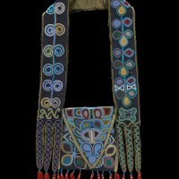 Muscogee (Creek) bandolier bag, ca. 1814, Alabama Wool fabric and tassels, silk fabric, dye, glass beads, cotton thread (Photo by Ernest Amoroso)