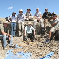 Wayne Clough with Scott Wing and colleagues at a dig near Worland, Wyoming.