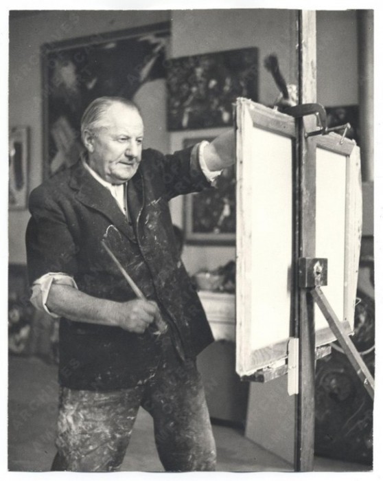 Hans Hofmann at work in his studio, 1952. Kay Bell Reynal, photographer. Courtesy Archives of American Art, Smithsonian Institution.