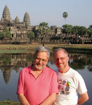 Fauchald and Hirsch pose in front of temple
