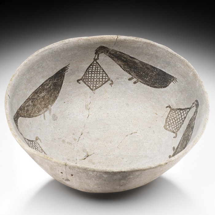 Red Mesa Black-on-White bowl illustrating birds carrying hunting nets, probably Pueblo (Anasazi), AD 875-1000 Chaco Canyon, Chaco Canyon National Historical Park; San Juan County; New Mexico; USA Collected by George H. Pepper before 1916; purchased by the Museum of the American Indian in 1916 using funds donated by Thea (Mrs. George) Heye. Collection of the National Museum of the American Indian