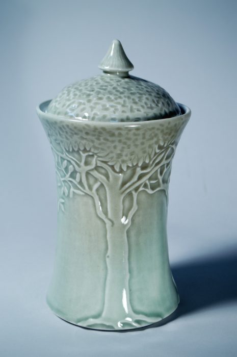 Porcelain vessel