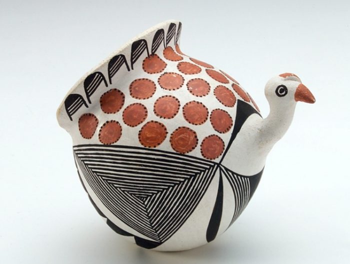 Pottery bird