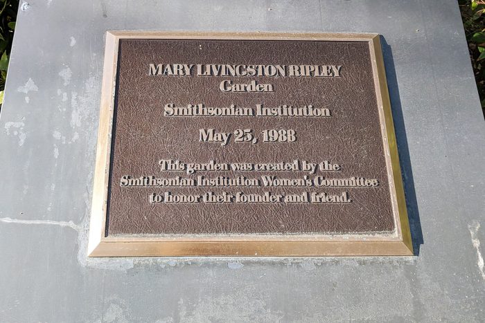 Garden plaque