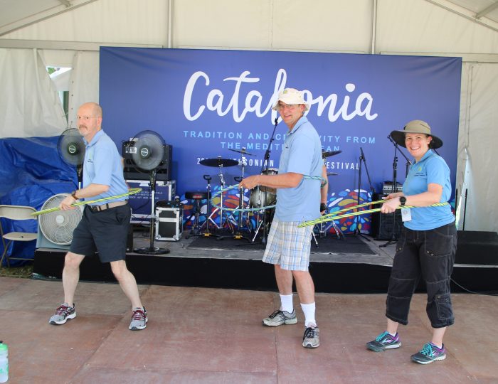 Participants hula hoop on Catalonia stage