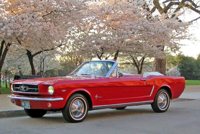 Red Mustang convertible