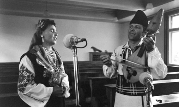 Singers in traditional costume