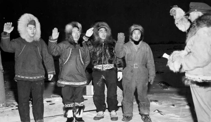 Alaska Guardsmen being sworn in